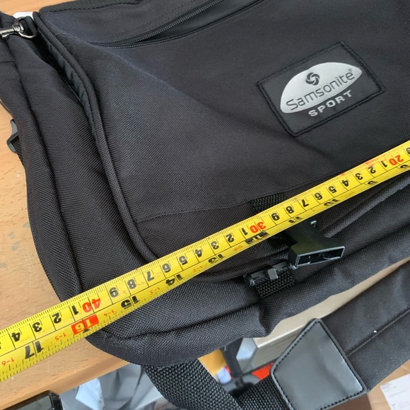 samsonite sport luggage